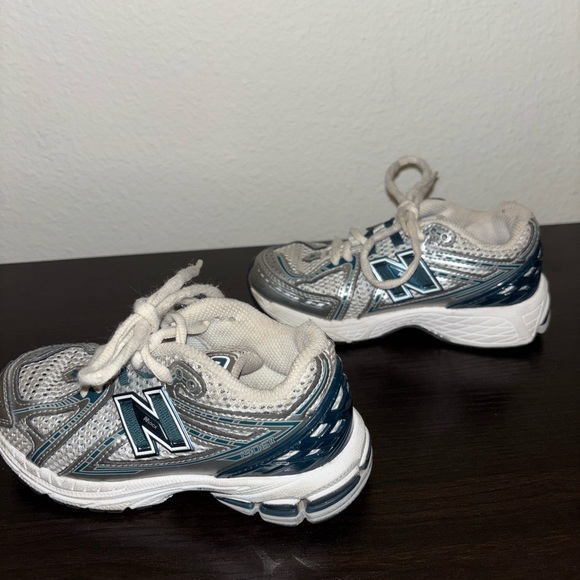 New Balance 1906R Hook & Loop - Picture 3 of 6